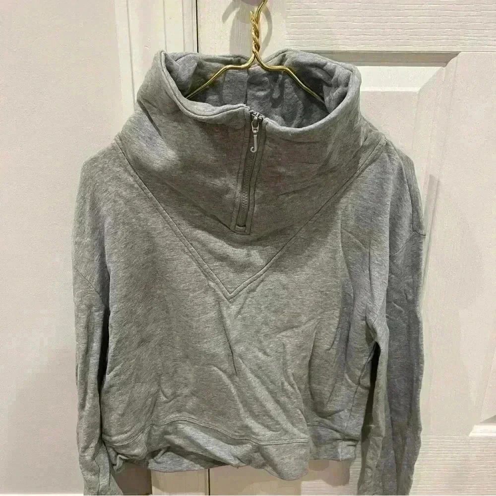 Juicy Couture Half Zip sweatshirt